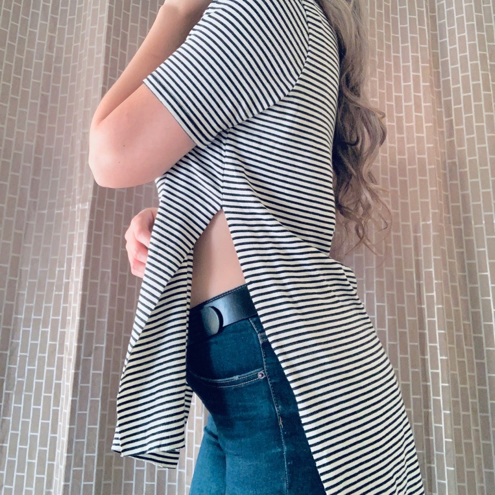 Fine Line Split Top - image 1